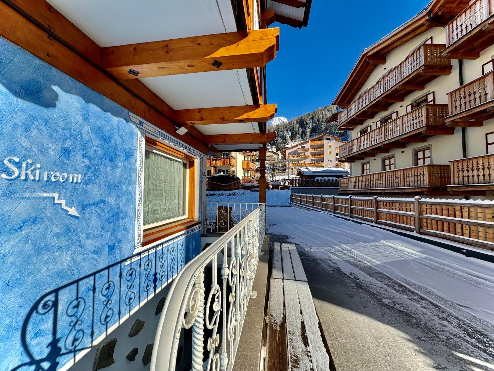 B&B Cesa Planber Mountain View Bike Friendly Canazei Exterior foto