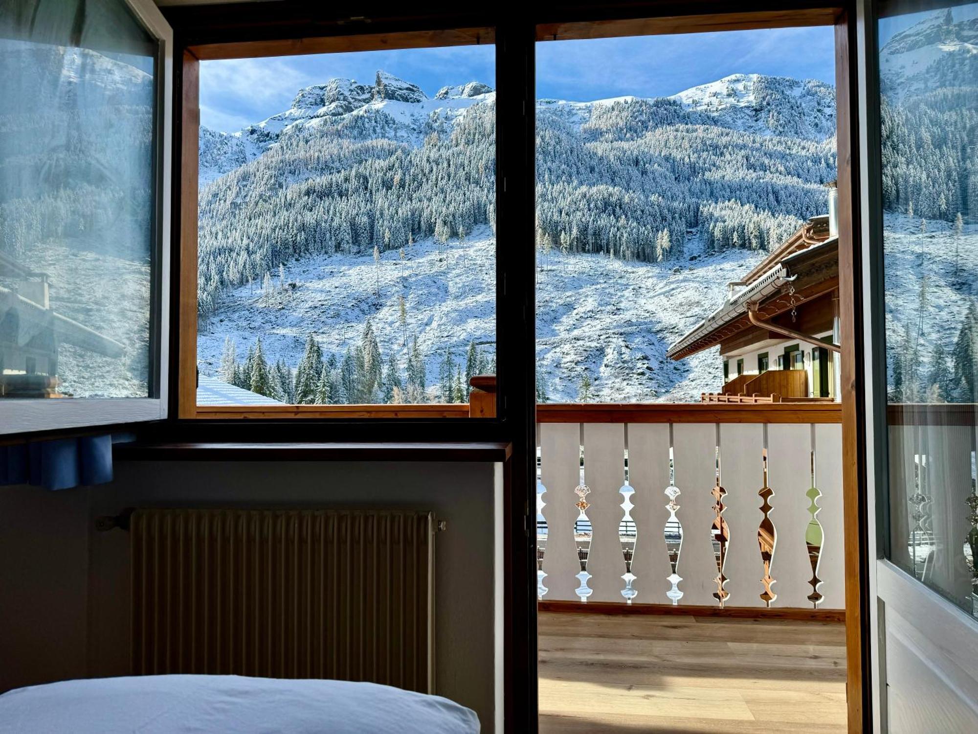 B&B Cesa Planber Mountain View Bike Friendly Canazei Exterior foto