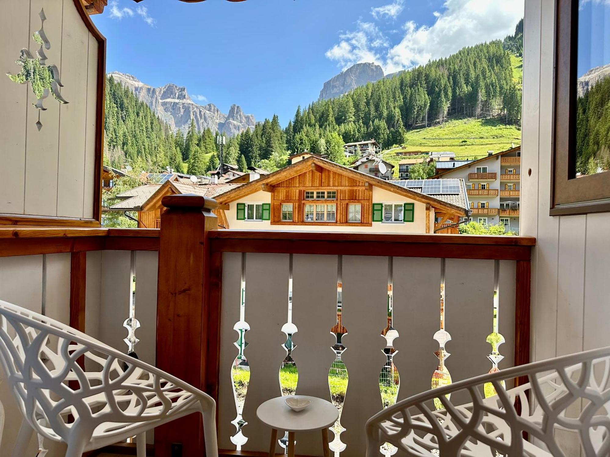 B&B Cesa Planber Mountain View Bike Friendly Canazei Exterior foto